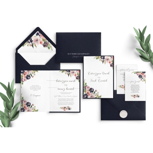 Granatowe Zaproszenia ślubne PasteLove- Składane z granatową kopertą, białym lakiem, wklejką i dwoma wkładkami