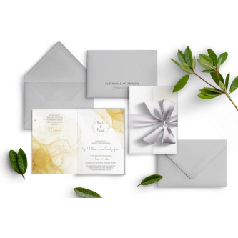 Zaproszenia ślubne Glamour Ink składane z&nbsp;dodatkami szarymi oraz kalką