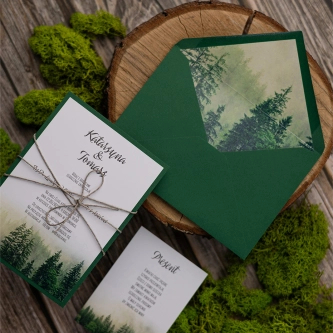 Zaproszenia ślubne Forest z&nbsp;motywem lasu w&nbsp;zielonej kolorystyce