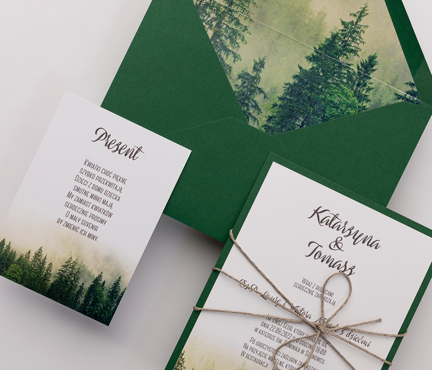 Zaproszenia ślubne Forest z motywem lasu w zielonej kolorystyce