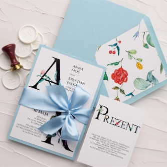 Oryginalne Zaproszenia ślubne Letters z&nbsp;inicjałami w&nbsp;błękitnej barwie