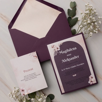 Modne Zaproszenia ślubne Loretta w&nbsp;fioletowej pięknej odsłonie z&nbsp;dodatkami