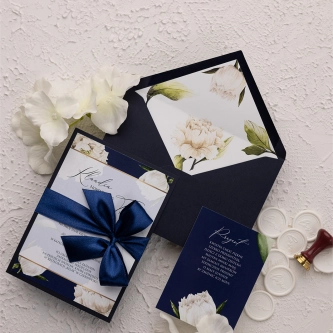 Eleganckie Zaproszenia ślubne Loveletter z&nbsp;granatową kopertą i&nbsp;papierem ozdobnym