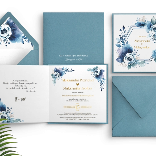 Złocone zaproszenia ślubne Kwadratowe Składane Azure Flowers z niebieską kopertą i podklejką