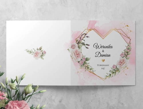 Pudrowo różowe Zaproszenia ślubne Złote Serca z piękną kopertą