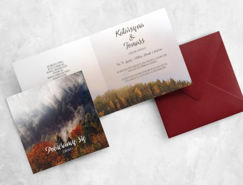 Zaproszenie Forest na papierze satynowym z piękną kopertą bordową