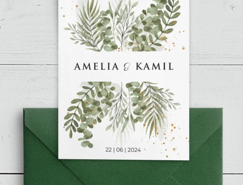 Piękne zielone zaproszenie Leaves drukowane na papierze satynowym z dopasowaną kopertą w kolorze zielonym