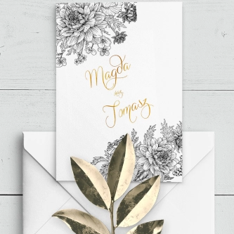 Zaproszenie z&nbsp;delikatnym szkicem kwiatowym oraz białą kopertą