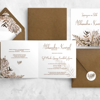 Urocze zaproszenie w&nbsp;stylu rustykalnym z&nbsp;brązowymi liśćmi i&nbsp;ekologiczną kopertą