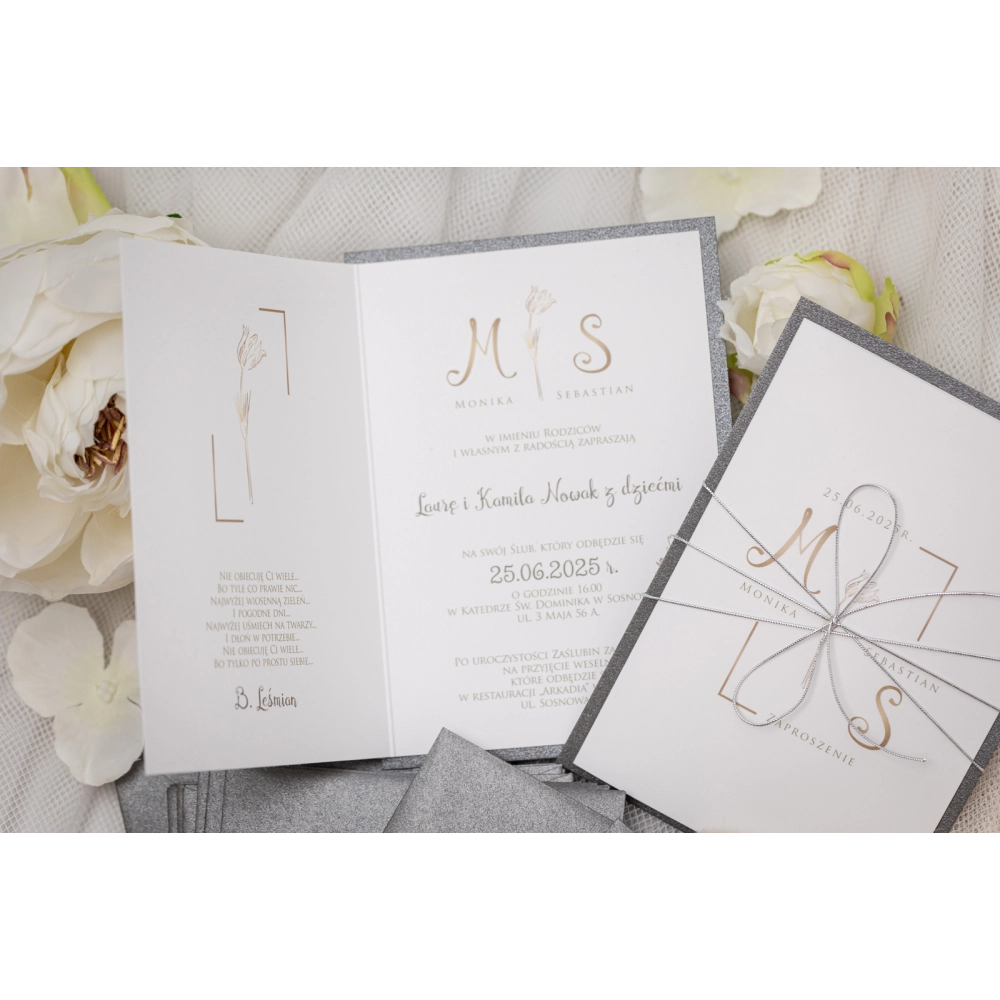 Eleganckie Zaproszenia ślubne Fiori ze kopertą srebrno perłową, podklejką oraz ze srebrnym sznurkiem
