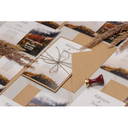 Ekologiczne Zaproszenia ślubne Forest z dodatkowymi wkładkami przewiązane eko sznurkiem