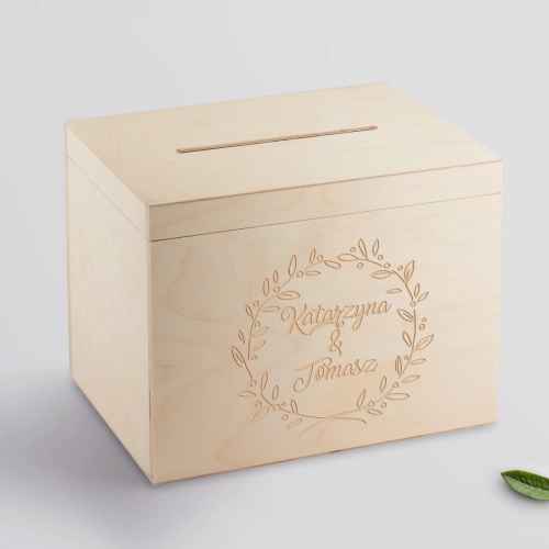 Drewniane pudełko na koperty naturalne grawerowane