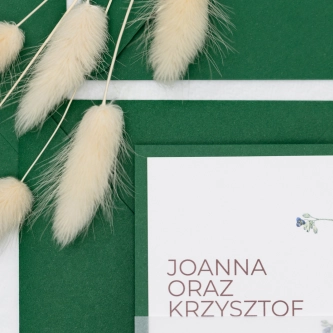 Piękne zaproszenie Meadow motyw 1 z&nbsp;kopertą i&nbsp;podklejką zieloną oraz opaską z&nbsp;kalki