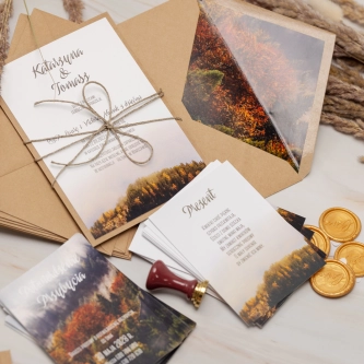 Ekologiczne Zaproszenia ślubne Forest z&nbsp;dodatkowymi wkładkami przewiązane eko sznurkiem