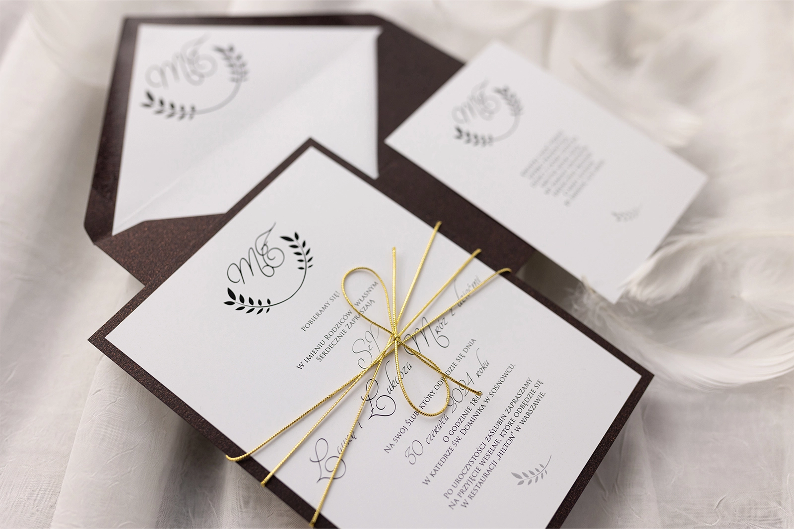 Minimalistyczne Zaproszenia ślubne Alloro z kopertą i podklejką w kolorze Antycznej Miedzi