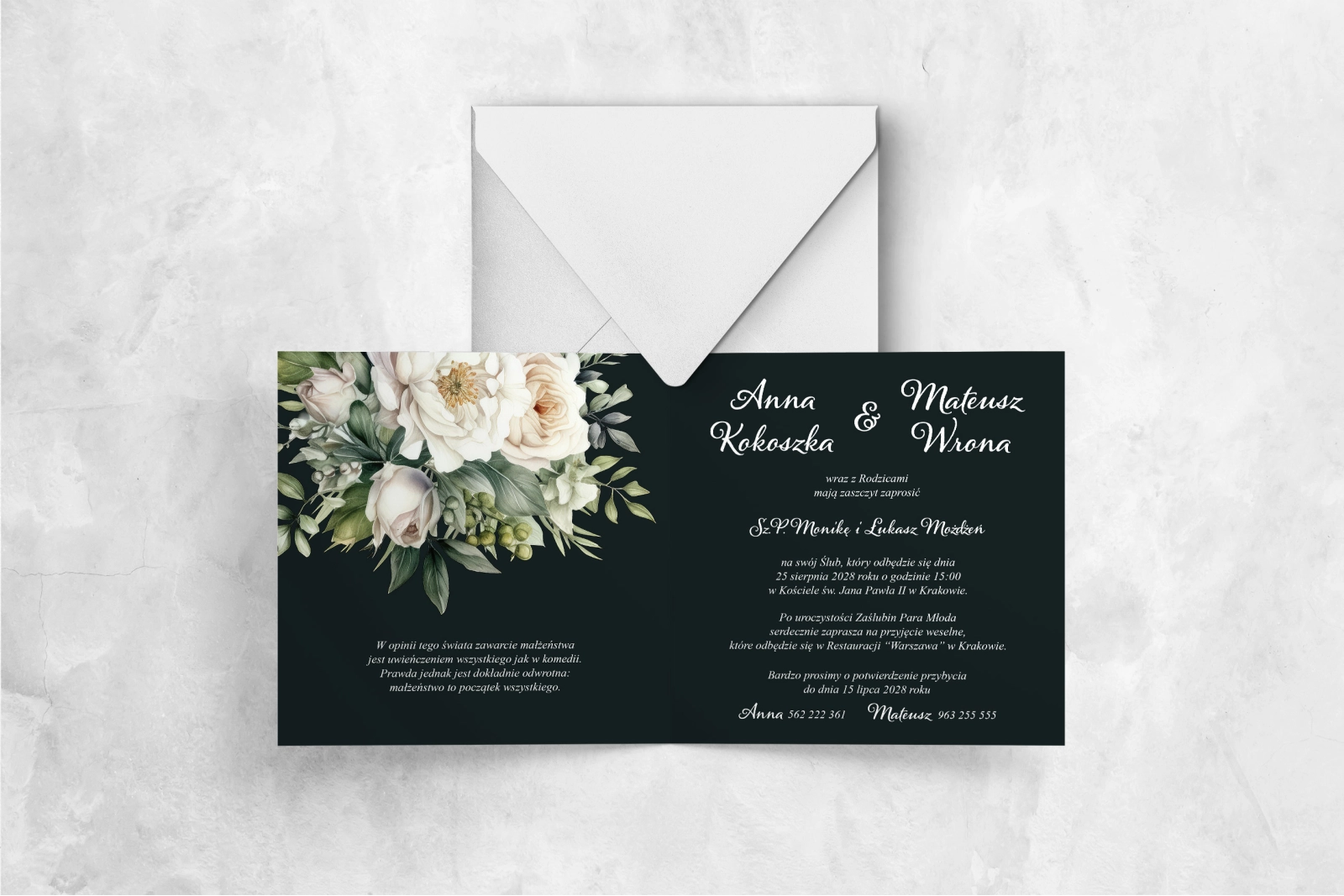 Fantazyjne zaproszenie w kolorze ciemnej zieleni z pięknymi kwiatami i kopertą