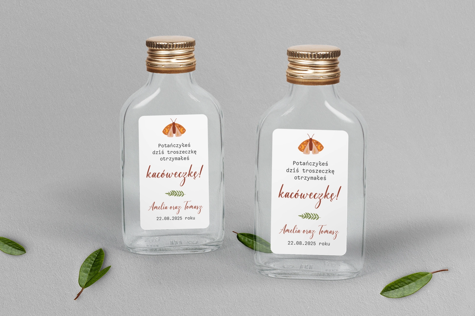 Buteleczka - Piersiówka Butterflies - Motyw 3