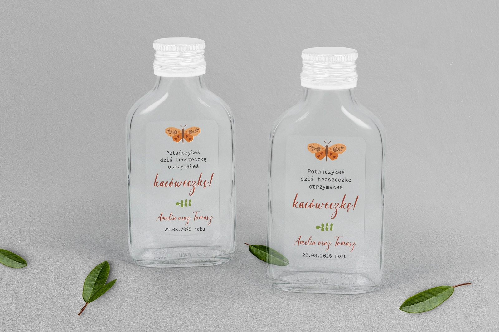 Buteleczka - Piersiówka Butterflies - Motyw 4